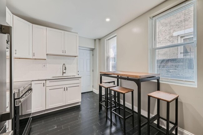 property at 1019 E Preston St
