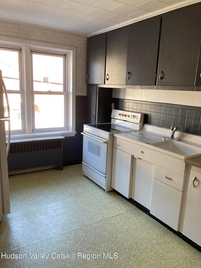 45 Livingston St in Saugerties, NY - Building Photo - Building Photo