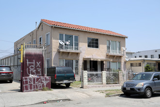 263 W 41st Pl in Los Angeles, CA - Building Photo - Building Photo