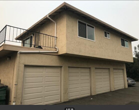 643 Bolton Ct, Unit Unit#4 in San Jose, CA - Foto de edificio - Building Photo