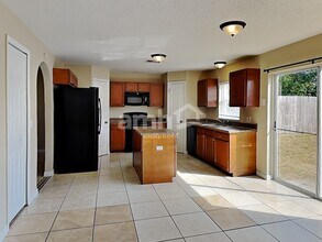 16000 Wilkinson Dr in Clermont, FL - Building Photo - Building Photo