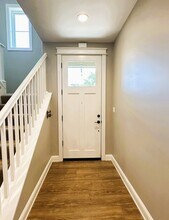 1581 Cali Ln in Healdsburg, CA - Building Photo - Building Photo