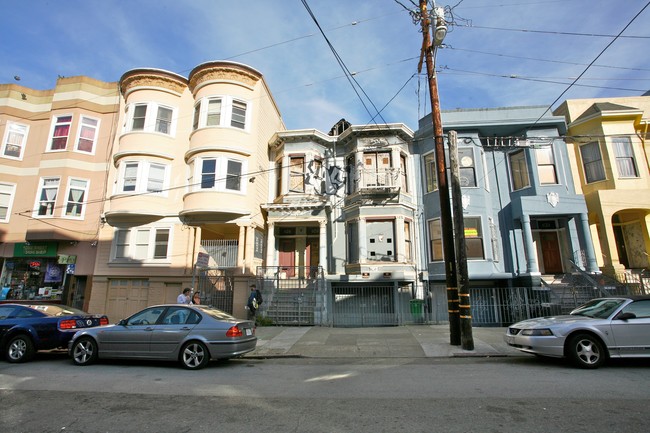 626-628 Cole St in San Francisco, CA - Building Photo - Building Photo