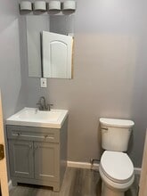6 S Franklintown Rd in Baltimore, MD - Building Photo - Building Photo