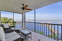 415 NW North River Dr in Stuart, FL - Foto de edificio - Building Photo