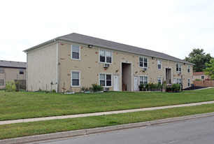 2044-2048 Drumlin Dr Apartments