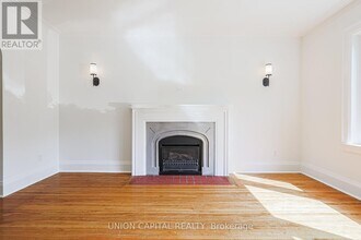 1064 Royal York Rd in Toronto, ON - Building Photo - Building Photo