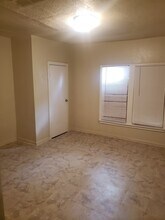 2828 Burton Ave in Fort Worth, TX - Building Photo - Building Photo