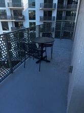 1159 NW 5th St, Unit B1 in Miami, FL - Building Photo - Building Photo