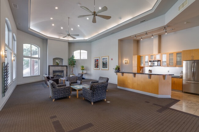 Wilsonville Summit Apartments in Wilsonville, OR - Foto de edificio - Interior Photo