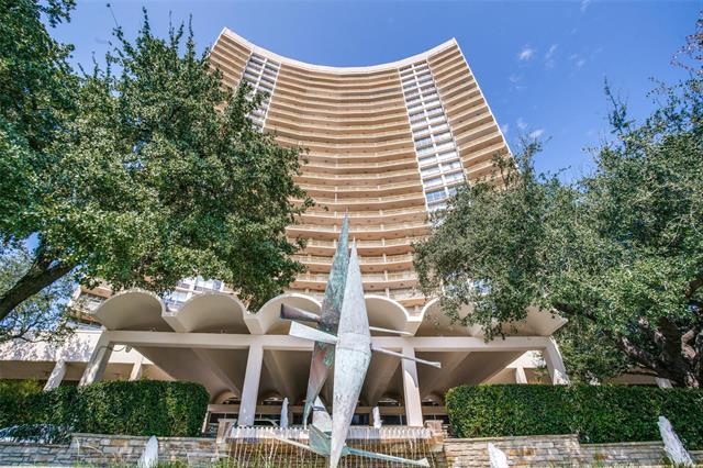 6211 W Northwest Hwy in Dallas, TX - Building Photo - Building Photo