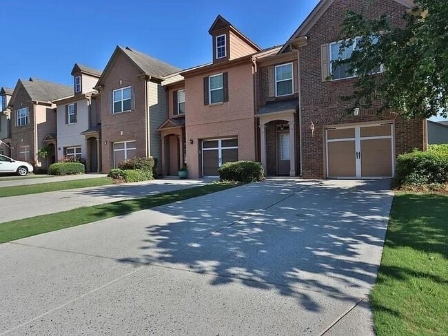 5025 Sherwood Way in Cumming, GA - Building Photo - Building Photo