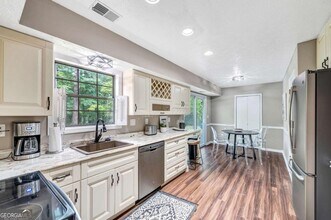 2011 Kemp Rd NE in Marietta, GA - Building Photo - Building Photo