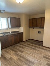 607 E Jefferson Ave in Owensville, MO - Building Photo - Building Photo