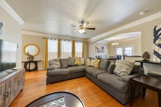 6222 Skyline Dr in Houston, TX - Building Photo - Building Photo