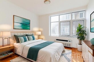 LUXURY 2 Bed in Queens! in Queens, NY - Building Photo - Building Photo