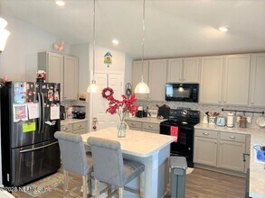347 Hepburn Rd in Orange Park, FL - Building Photo - Building Photo