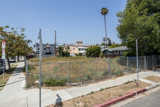 1307 N Cherokee Ave in Los Angeles, CA - Building Photo - Primary Photo