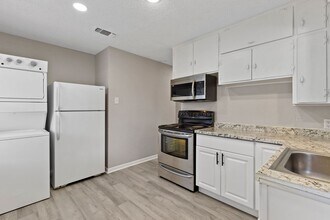 317 S Loving Ave in Sherman, TX - Building Photo - Building Photo
