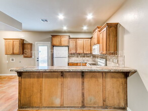 2874 Muzzy St in Choctaw, OK - Building Photo - Building Photo