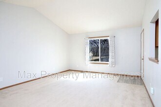 160 52nd St in West Des Moines, IA - Building Photo - Building Photo