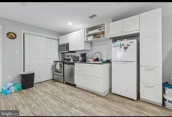 14508 Kestral Ct in Woodbridge, VA - Building Photo - Building Photo