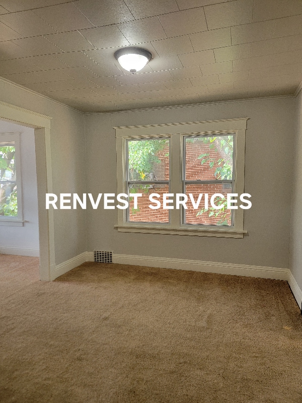 27 E Hillcrest Ave in Dayton, OH - Foto de edificio - Building Photo