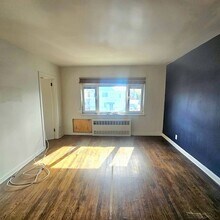 57-55 79th St in Queens, NY - Building Photo - Building Photo