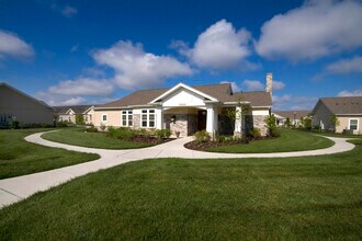 Meredith Meadows in Noblesville, IN - Foto de edificio - Building Photo