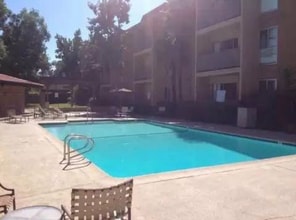 6901 Alvarado Rd, Unit 2 in San Diego, CA - Foto de edificio - Building Photo