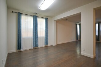 5206 Sea Glass Way in Sacramento, CA - Building Photo - Building Photo