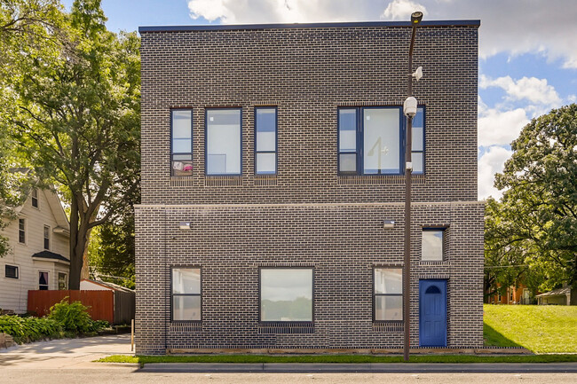 976 Bush Ave in St. Paul, MN - Building Photo - Building Photo