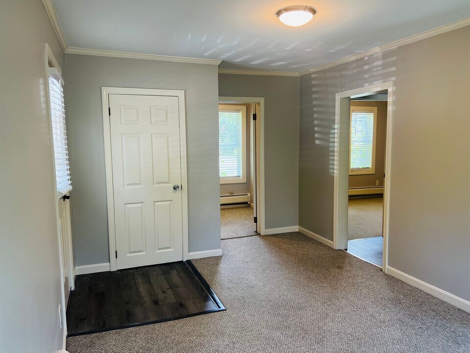 169-171 Bank Street Extension in Lebanon, NH - Building Photo