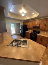 1051 Verna Ln in Lake Charles, LA - Building Photo - Building Photo