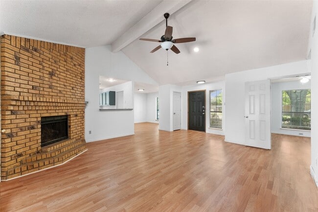 5406 Meadow Vista Ln in Garland, TX - Building Photo - Building Photo