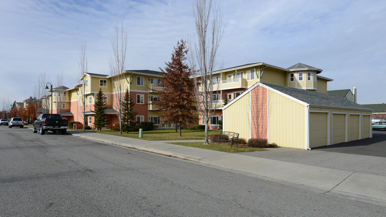 South Hill Village in Spokane, WA - Building Photo