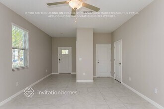 8461 Campus Woods Way in New Port Richey, FL - Building Photo - Building Photo