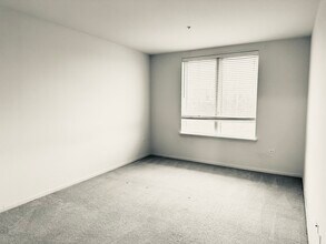 801 Village Center Dr in Burr Ridge, IL - Building Photo - Building Photo