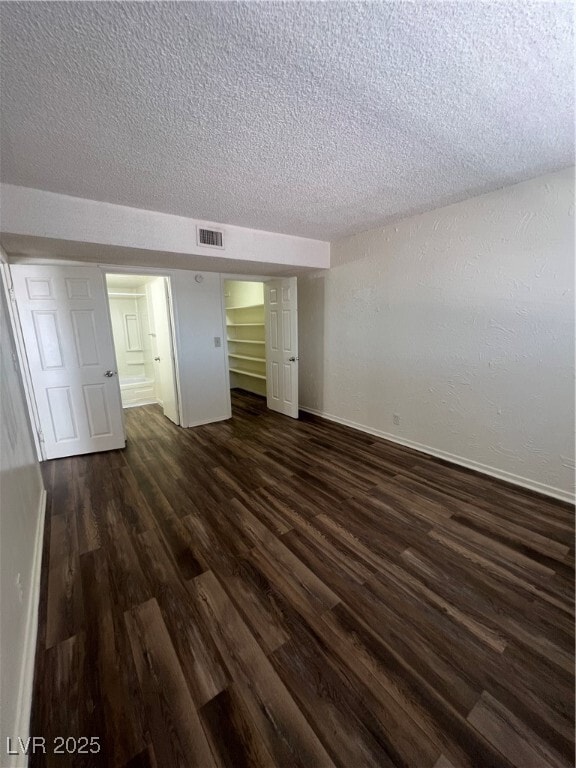 595 S Royal Crest Cir in Las Vegas, NV - Building Photo - Building Photo