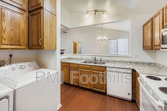 7617 Gray Way in Arvada, CO - Building Photo - Building Photo