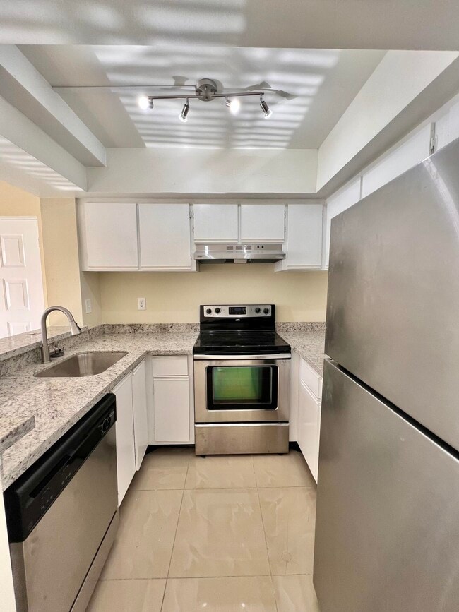 property at 752 Executive Center Dr