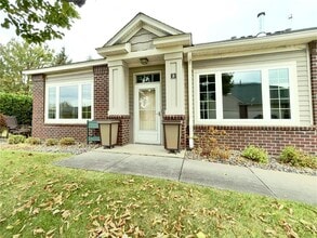 12022 Vermillion St NE in Blaine, MN - Building Photo - Building Photo