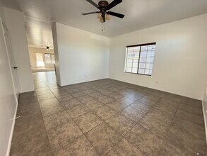4533 S Agave Ave in Yuma, AZ - Building Photo - Building Photo