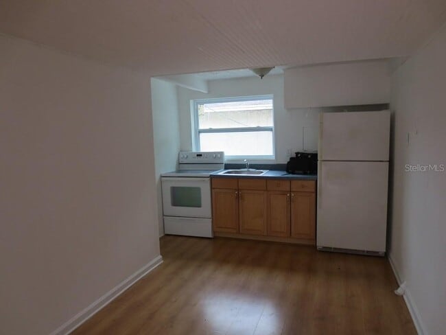 6004 N Suwanee Ave in Tampa, FL - Building Photo - Building Photo