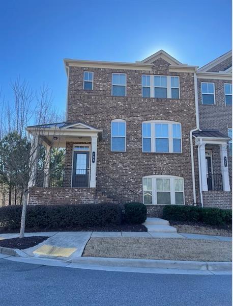 731 Sunset Park Dr in Suwanee, GA - Building Photo