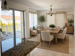 97 Gainsborg Ave E in Harrison, NY - Building Photo - Building Photo