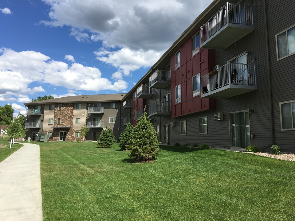 Veraway Apartments in Bismarck, ND - Foto de edificio