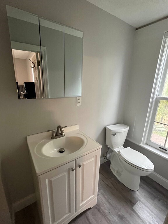 423 King St-Unit -Four Season in Littleton, MA - Building Photo - Building Photo