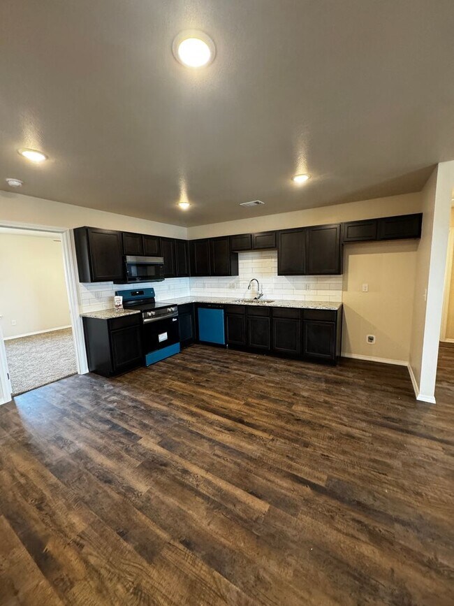 4400 Sunset St in Amarillo, TX - Building Photo - Building Photo