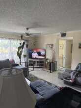 1400 Crestwood Ct S in Royal Palm Beach, FL - Building Photo - Building Photo
